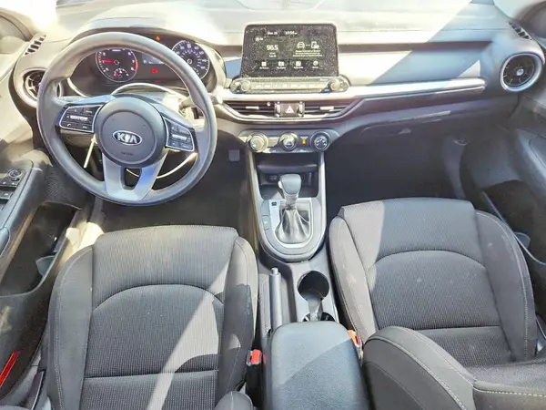 3KPF24AD7ME386653 2021 KIA FORTE - Image 8