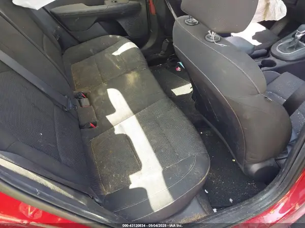 3KPF24AD7ME386765 2021 KIA FORTE - Image 8
