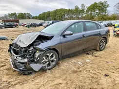 3KPF24AD7ME387947 2021 KIA FORTE