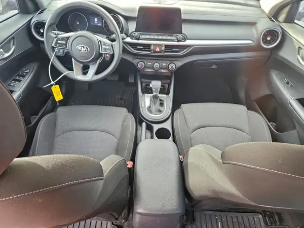 3KPF24AD7ME388631 2021 KIA FORTE - Image 8
