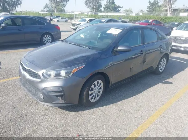 3KPF24AD7ME394770 2021 KIA FORTE - Image 2
