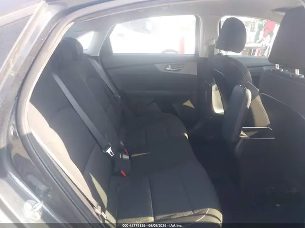 3KPF24AD7ME394770 2021 KIA FORTE - Image 8