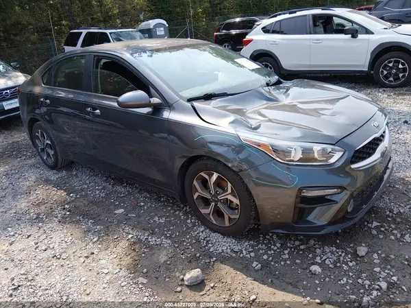 3KPF24AD7ME394994 2021 KIA FORTE - Image 1