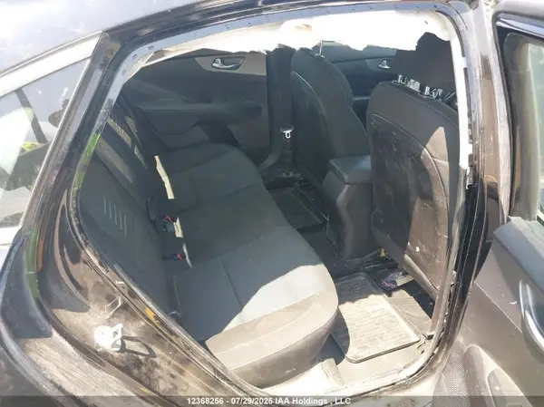 3KPF24AD7ME398267 2021 KIA FORTE - Image 8