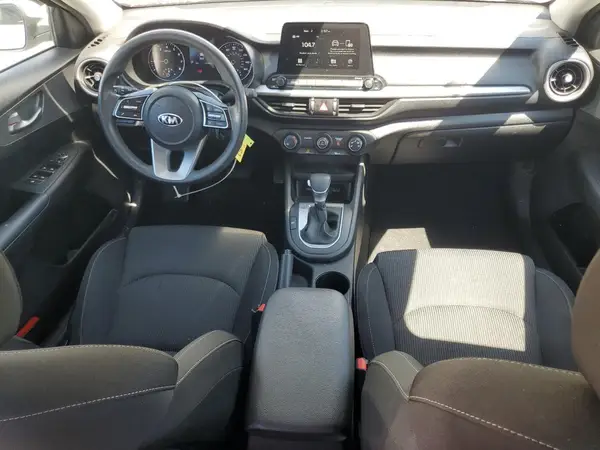 3KPF24AD7ME401510 2021 KIA FORTE - Image 8