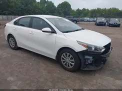 3KPF24AD7ME402821 2021 KIA FORTE