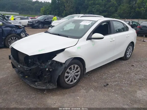 3KPF24AD7ME402821 2021 KIA FORTE - Image 2