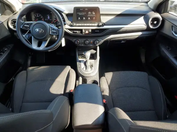 3KPF24AD7ME402978 2021 KIA FORTE - Image 8