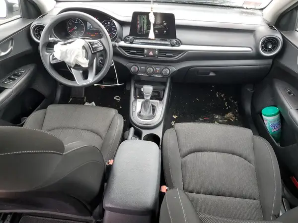 3KPF24AD7ME405783 2021 KIA FORTE - Image 8