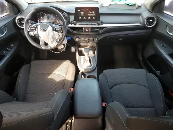 3KPF24AD7ME406139 2021 KIA FORTE - Image 8