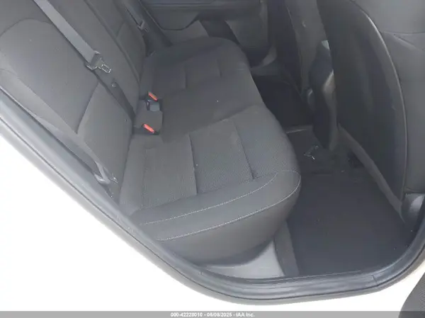 3KPF24AD7ME411082 2021 KIA FORTE - Image 8