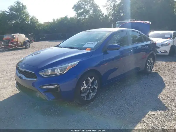 3KPF24AD7ME412992 2021 KIA FORTE - Image 2