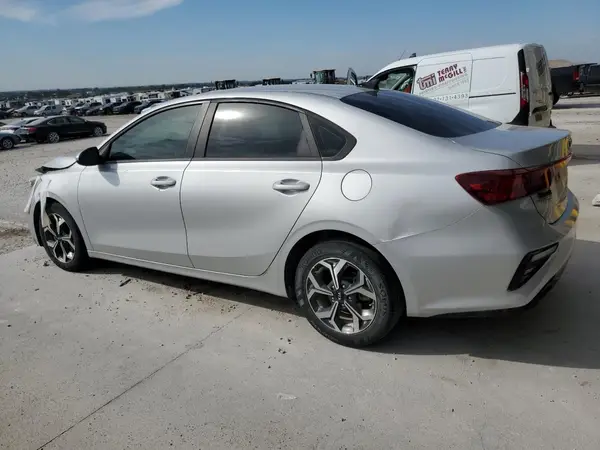 3KPF24AD7ME414371 2021 KIA FORTE - Image 2