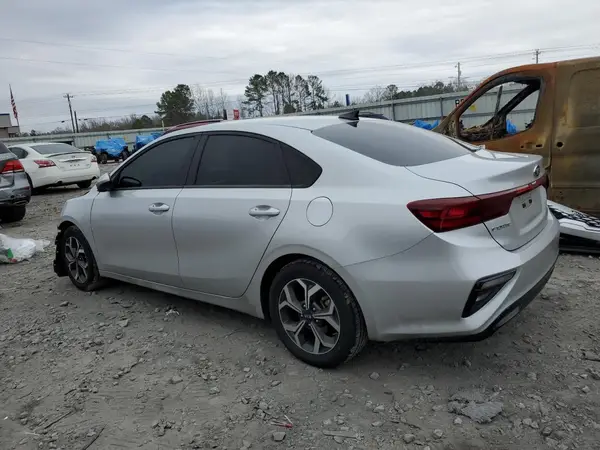 3KPF24AD7ME414984 2021 KIA FORTE - Image 2