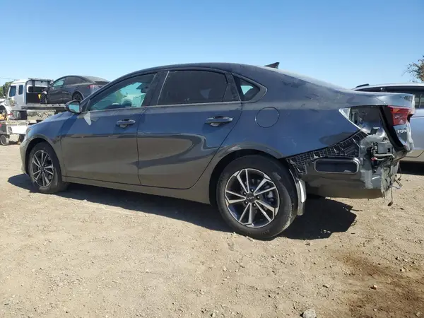 3KPF24AD7NE416719 2022 KIA FORTE - Image 2