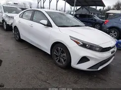 3KPF24AD7NE425128 2022 KIA FORTE