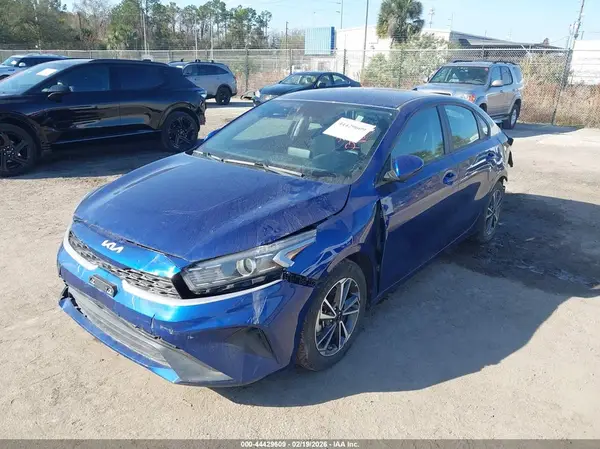 3KPF24AD7NE426974 2022 KIA FORTE - Image 2