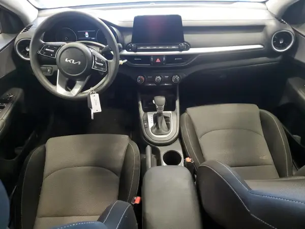 3KPF24AD7NE427221 2022 KIA FORTE - Image 8