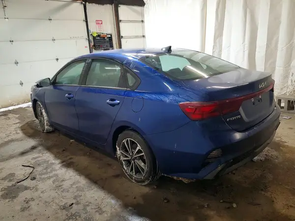 3KPF24AD7NE430944 2022 KIA FORTE - Image 2