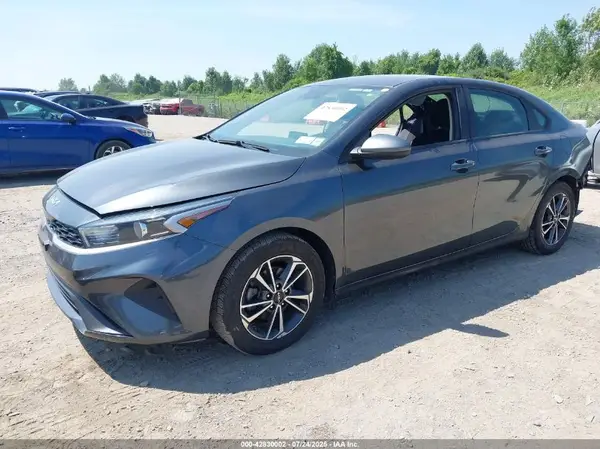 3KPF24AD7NE431771 2022 KIA FORTE - Image 2