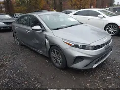 3KPF24AD7NE432452 2022 KIA FORTE