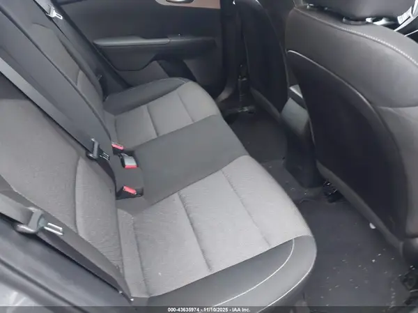 3KPF24AD7NE432452 2022 KIA FORTE - Image 8