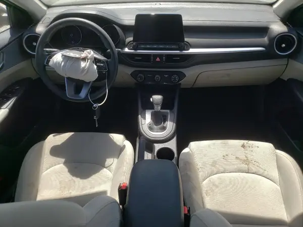 3KPF24AD7NE433617 2022 KIA FORTE - Image 8