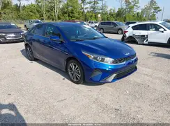 3KPF24AD7NE433696 2022 KIA FORTE