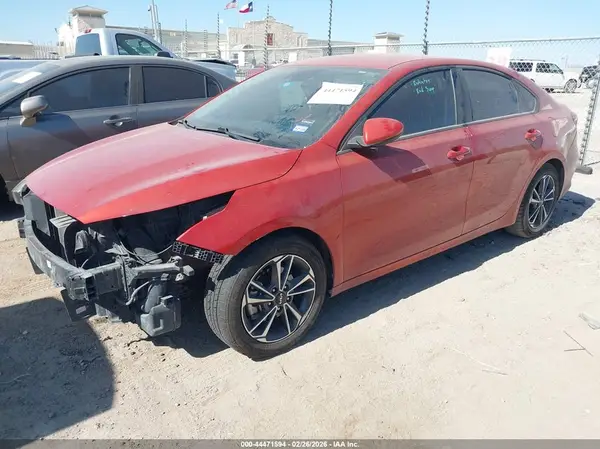 3KPF24AD7NE434217 2022 KIA FORTE - Image 2