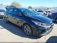 3KPF24AD7NE435674 2022 KIA FORTE