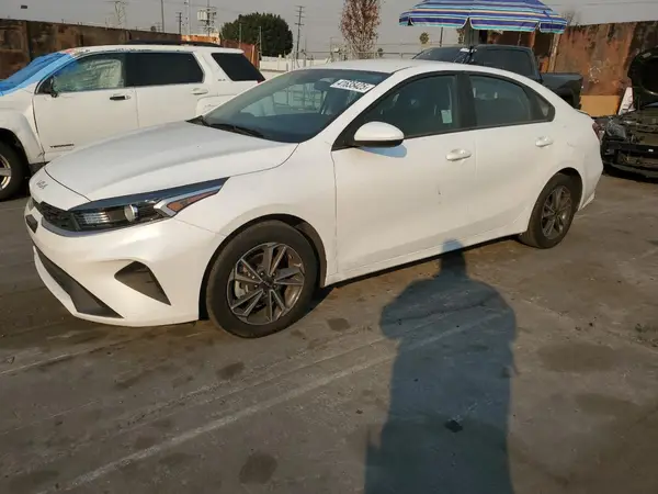 3KPF24AD7NE440437 2022 KIA FORTE - Image 1