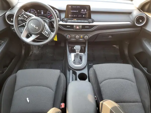 3KPF24AD7NE440437 2022 KIA FORTE - Image 8