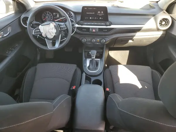 3KPF24AD7NE441619 2022 KIA FORTE - Image 8