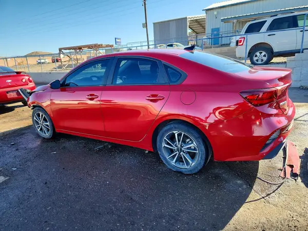 3KPF24AD7NE448098 2022 KIA FORTE - Image 2