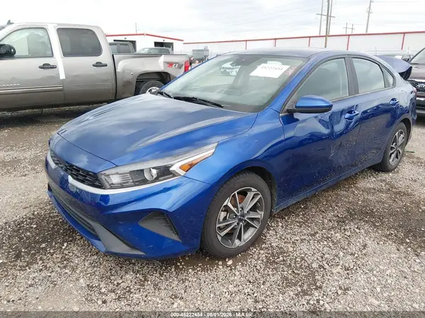 3KPF24AD7NE449770 2022 KIA FORTE - Image 2