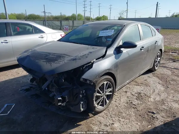 3KPF24AD7NE450434 2022 KIA FORTE - Image 2
