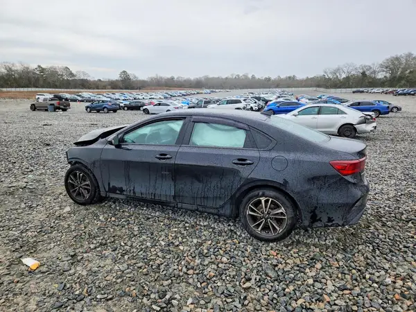 3KPF24AD7NE450658 2022 KIA FORTE - Image 2