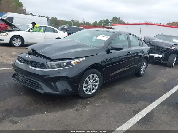 3KPF24AD7NE451017 2022 KIA FORTE - Image 2