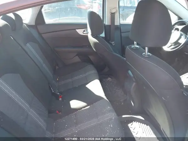 3KPF24AD7NE451065 2022 KIA FORTE - Image 8