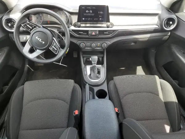3KPF24AD7NE452183 2022 KIA FORTE - Image 8