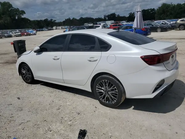 3KPF24AD7NE452734 2022 KIA FORTE - Image 2