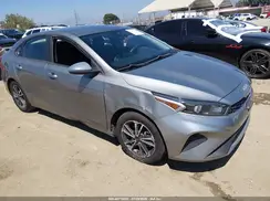 3KPF24AD7NE457335 2022 KIA FORTE