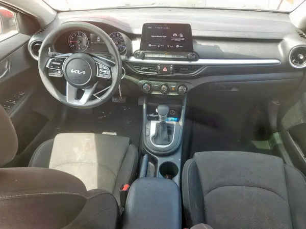 3KPF24AD7NE457819 2022 KIA FORTE - Image 8
