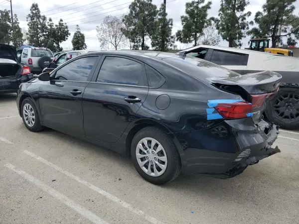3KPF24AD7NE461210 2022 KIA FORTE - Image 2