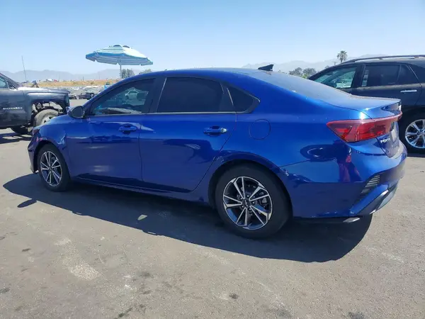 3KPF24AD7NE463541 2022 KIA FORTE - Image 2