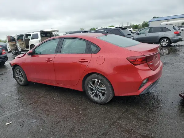 3KPF24AD7NE464611 2022 KIA FORTE - Image 2