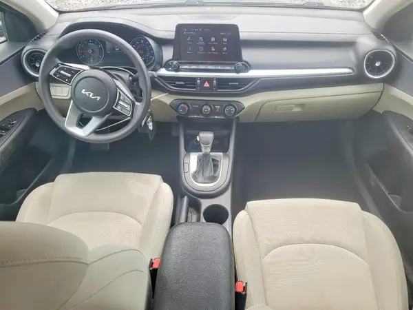3KPF24AD7NE465323 2022 KIA FORTE - Image 8