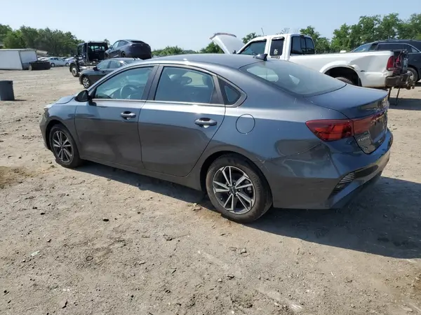 3KPF24AD7NE466374 2022 KIA FORTE - Image 2