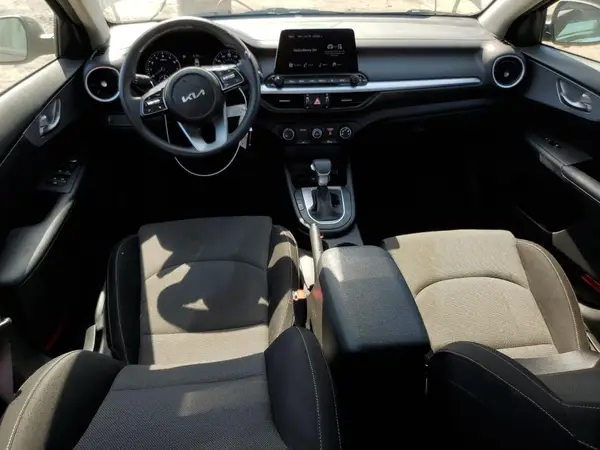 3KPF24AD7NE466374 2022 KIA FORTE - Image 8