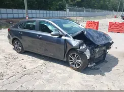 3KPF24AD7NE471932 2022 KIA FORTE